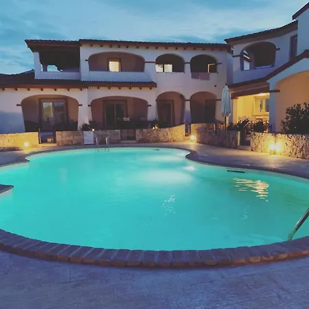 Turquoise & Wood Stylish House 23 *