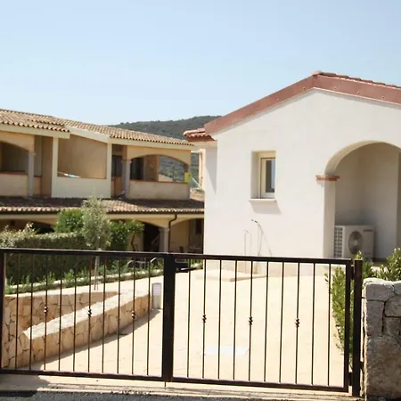 Turquoise & Wood Stylish House 23 *